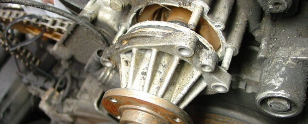 Помпа для автомобильного двигателя